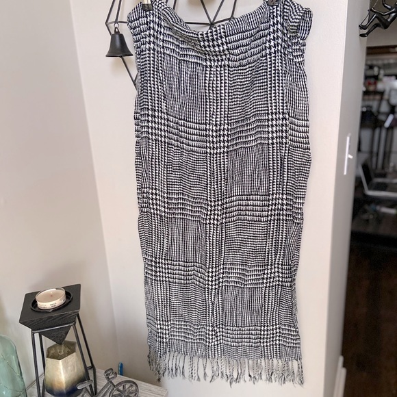 Accessories - (4/$14) Black & White Plaid Fringe Scarf